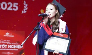 Cô gái bỏ đại học, tốt nghiệp thủ khoa cao đẳng Cô gái bỏ đại học, tốt nghiệp thủ khoa cao đẳng